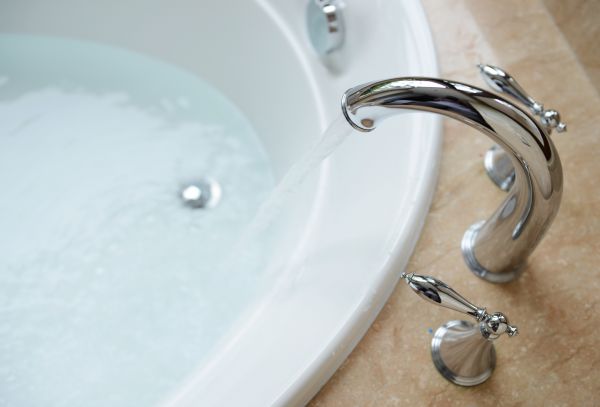 Cost of Tub Faucet Replacement in Parrish